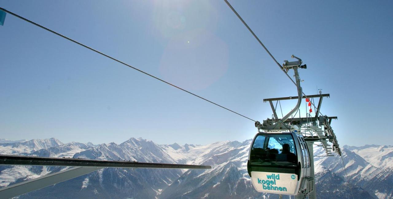 Ferienwohnungen Am Biobauernhof Lahner Bramberg am Wildkogel Luaran gambar